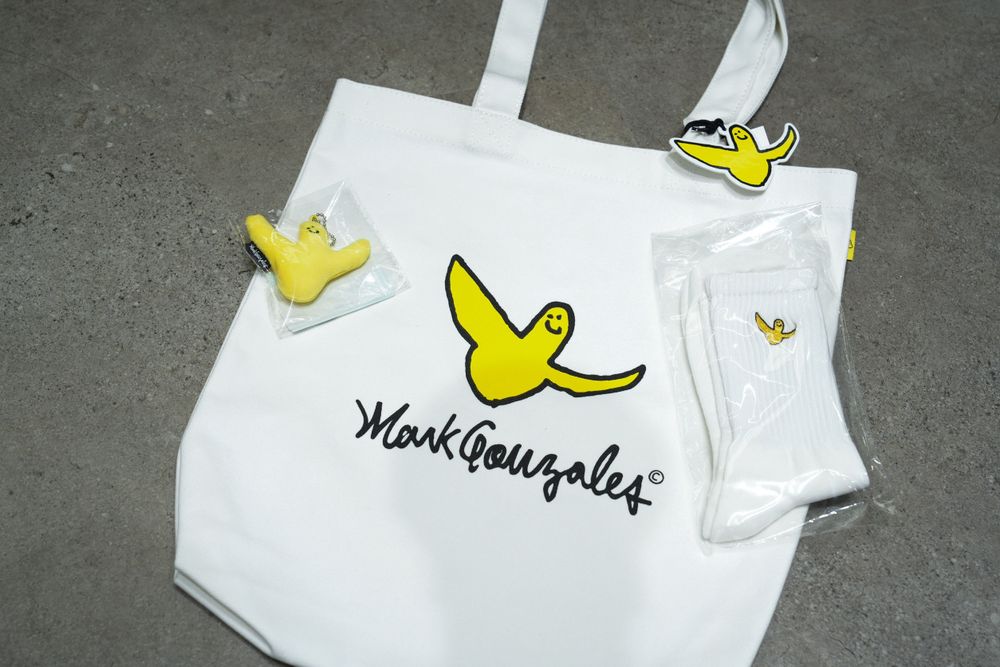 韓國超紅Mark Gonzales小黃人登台！ 首間店在南港LALAPORT、必買單品價格一次看！ -4