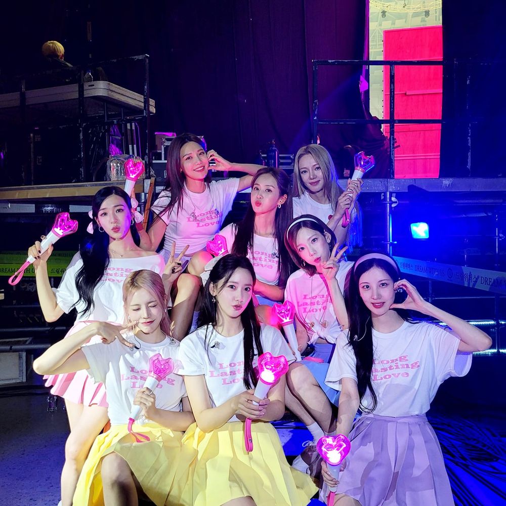 盤點Melon年榜入榜超過10首歌曲的韓團！EXO、aespa都上榜，冠軍竟高達33首超狂！-21