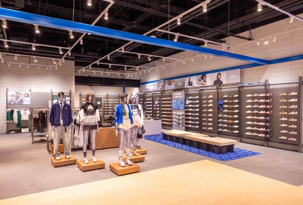 adidas信義概念店新開幕！全台最大鞋牆在這裡「爆紅芭蕾舞鞋、天空藍跆拳道鞋」都有賣！-9
