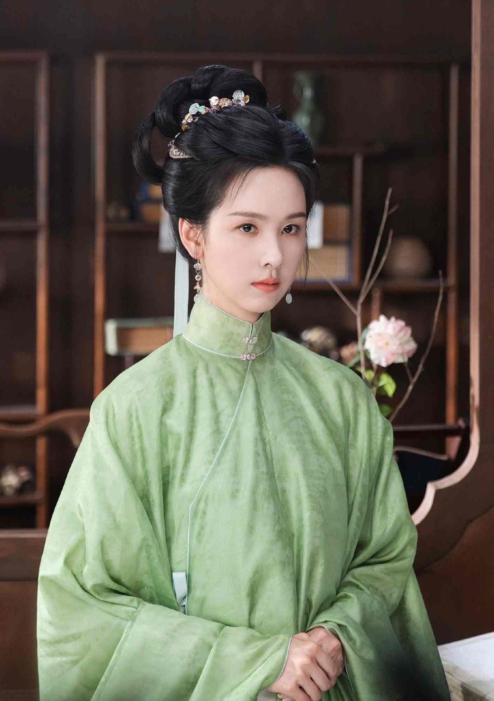 Netflix陸劇《雁回時》劇情看點角色介紹！陳都靈辛雲來雙強反殺超帶感，「全員惡人」高能反轉成復仇劇大黑馬！-5