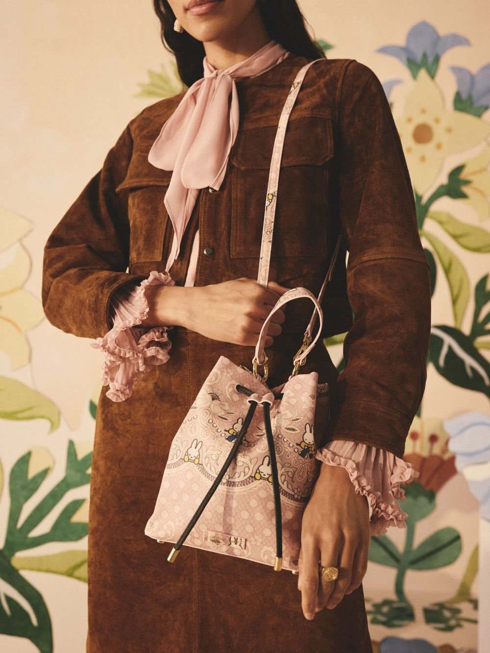 Cath Kidston和Miffy聯名啦！米飛兔收納包、兔兔卡夾可愛爆，粉絲快衝收藏！-14