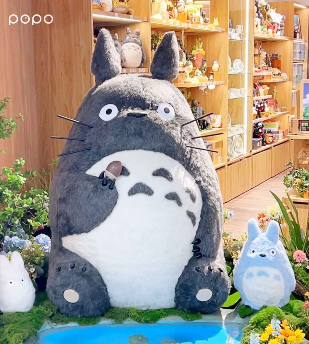 南港LaLaport必逛吉卜力專賣店「橡子共和國」！限定龍貓必打卡、日妞搶破頭因因玩偶這裡也買得到！-7