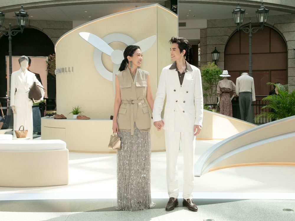 蕭敬騰、Summer婚後首合體！現身BRUNELLO CUCINELLI快閃店、大地色打造質感老錢風！-4