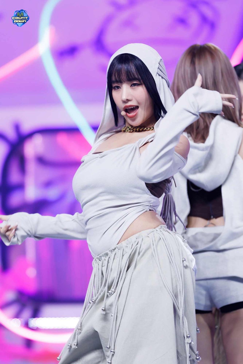 韓網評選7位KPOP新人女團主舞擔當！NATTY、Ruka都上榜，Iroha翻跳Jennie新歌被讚爆！-4