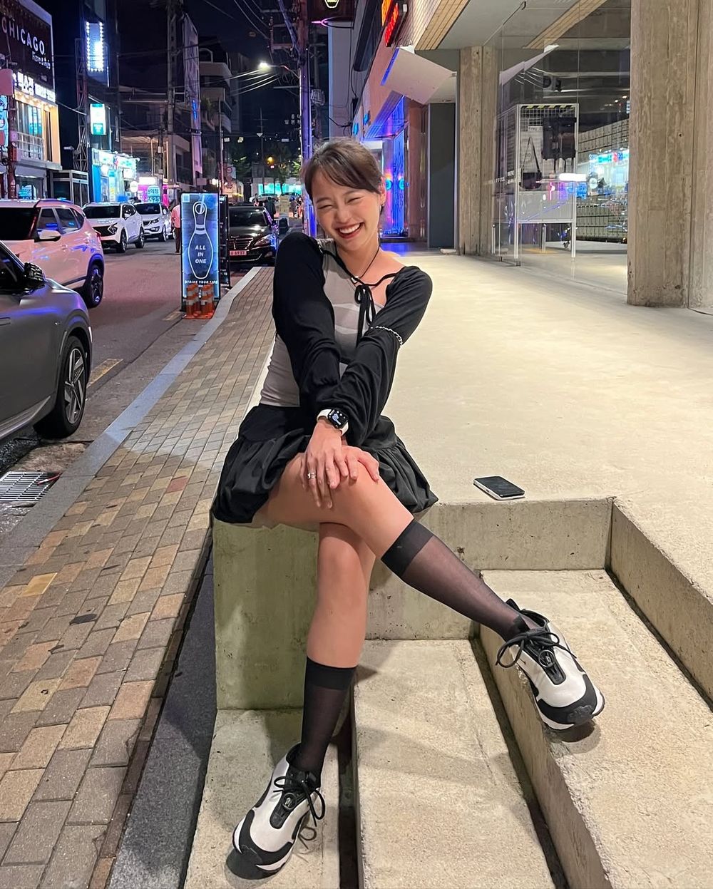 女團鉛筆腿這樣穿！韓妞最愛「中長筒襪穿搭」細腿密技！第四招看起來腿細掉一半！-3