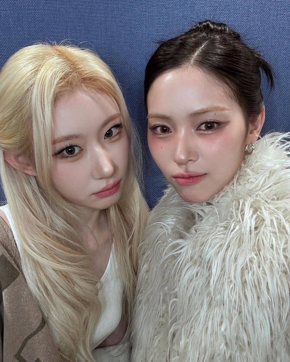 韓網熱議7組人氣超高KPOP女團同齡組合！Rosé、Lisa感情超好，薇娟Minnie「狗狗姊妹」相愛相殺！-10