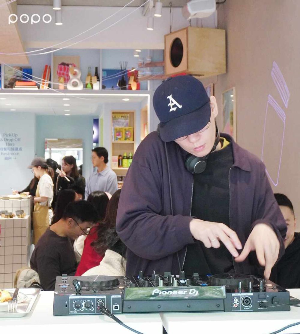中山最新咖啡廳推薦！Local Local結合咖啡輕食、調酒、DJ表演打造「CLUBCAFÉ」，必點菜單搶先看！-9