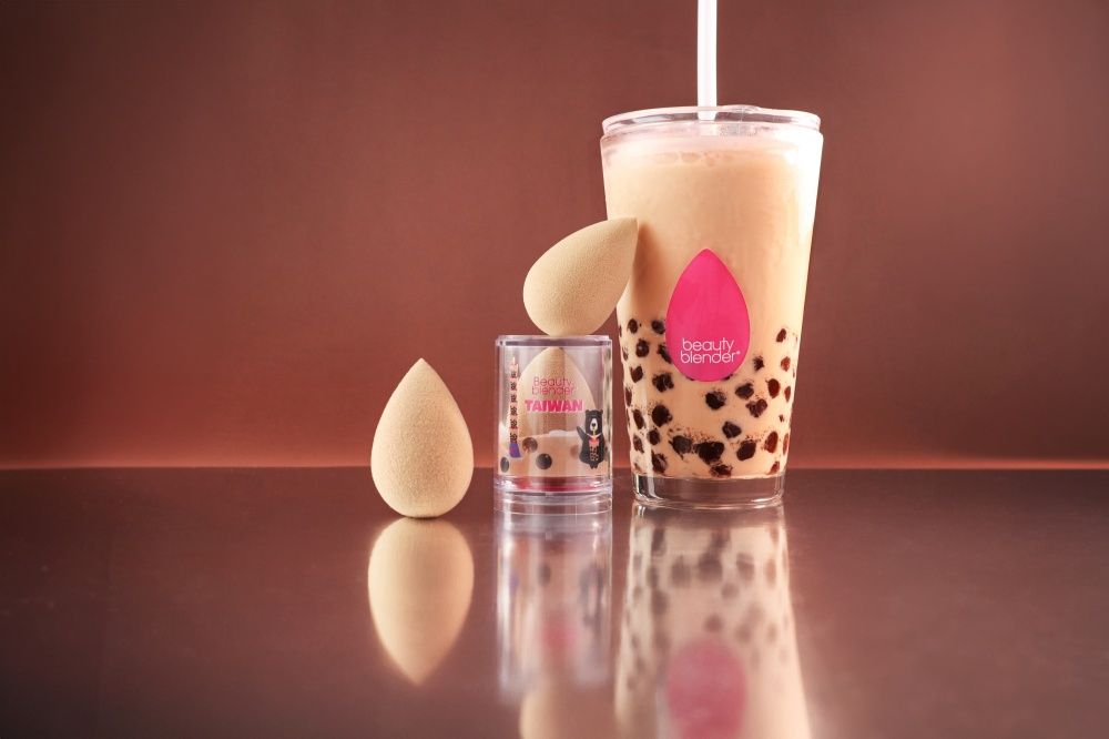 全球獨家台灣限定！「珍奶美妝蛋」攜手Gelato Pique Café夢幻連動，推出珍珠小熊可麗餅＋美妝蛋組合！-11