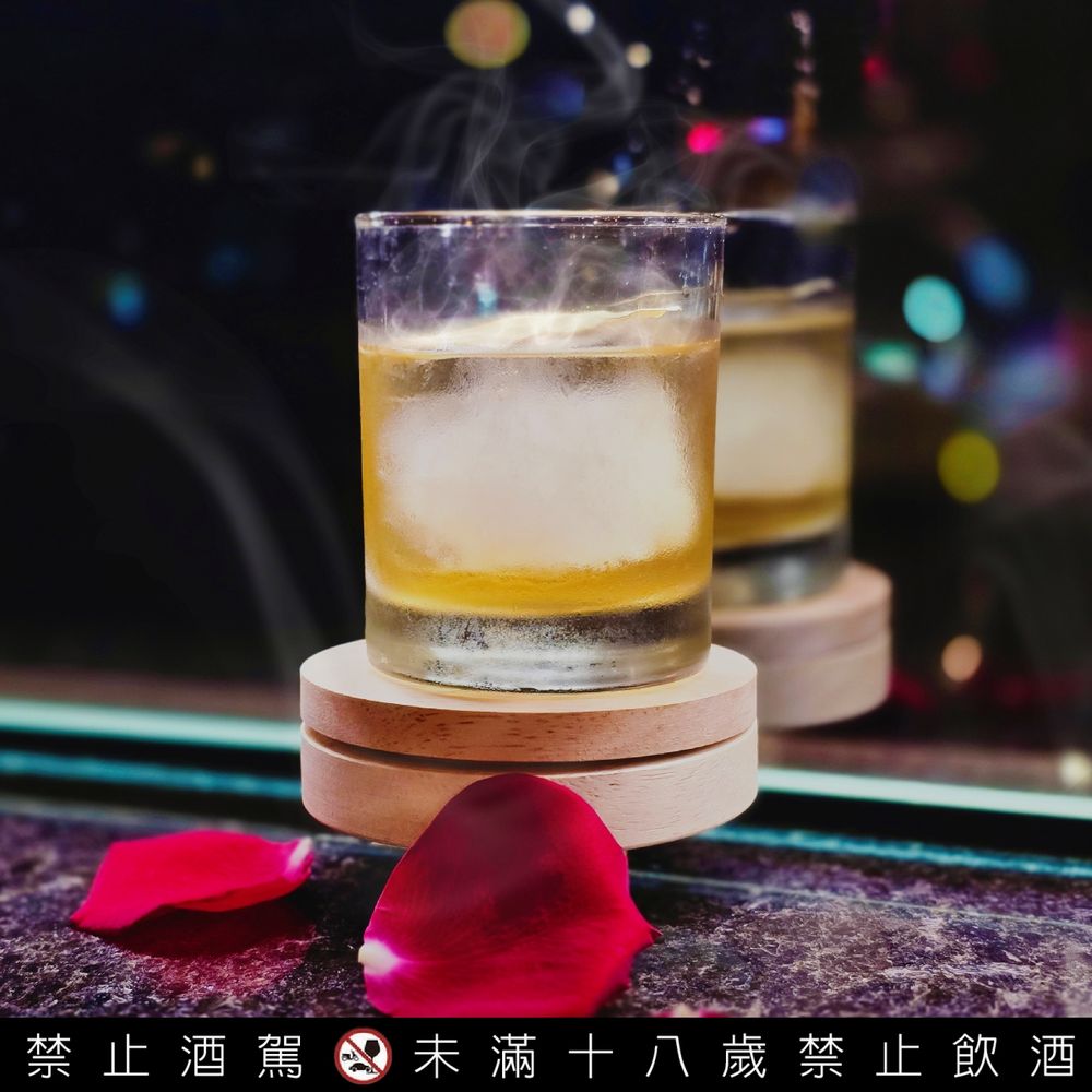 JoMalone攜手「英迪格酒店」推出期間限定住房專案，連枕頭都是薰衣草月光花香氣、還有限定英倫紳士系列調酒！-9