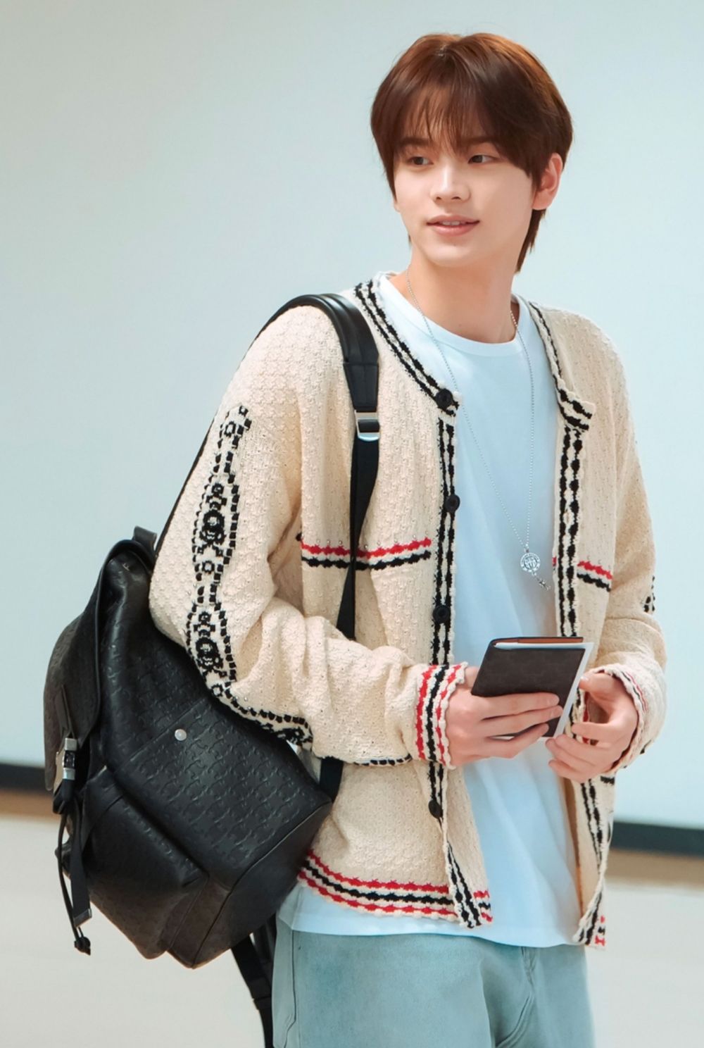 《苦盡柑來遇見你》國民老公朴寶劍、TWS道勳、申惟都揹這咖CELINE！根本男神標配！-2