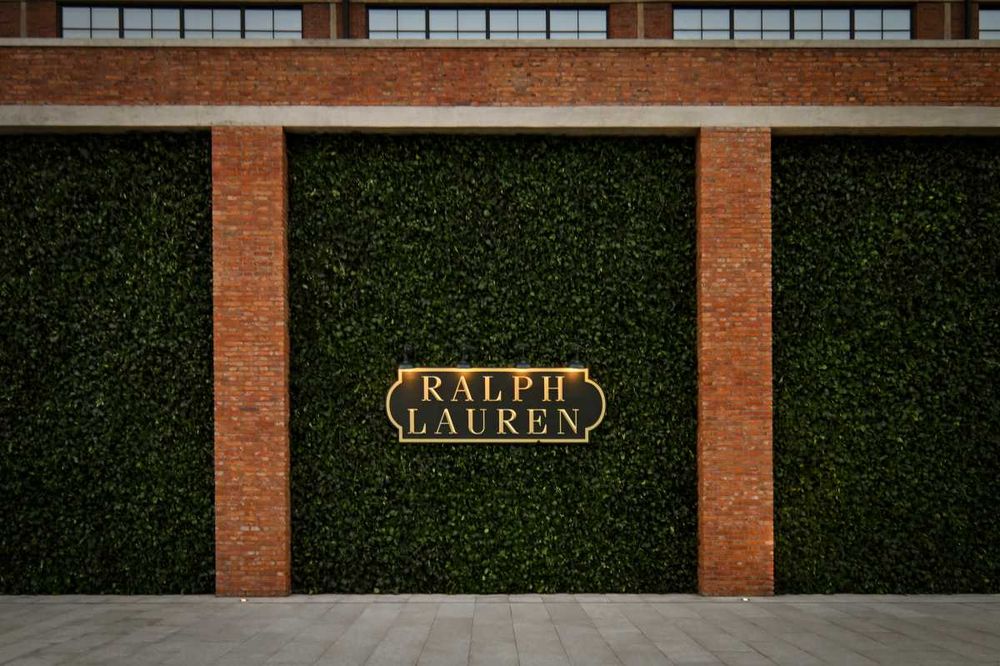 Ralph Lauren秀場大陣仗！宋仲基帥度不減，Krystal、Melinda阿梅...各代女神降臨！-7