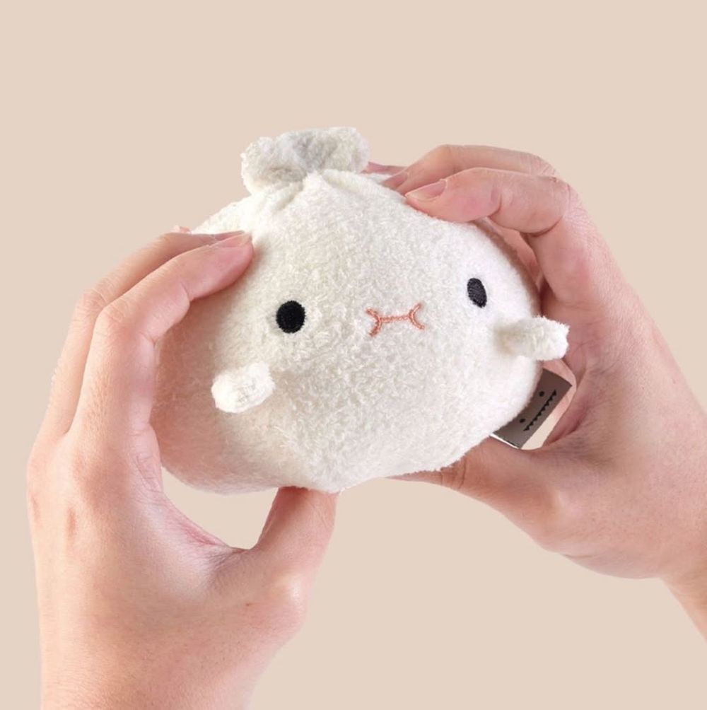 Jellycat要緊張了！社群爆紅「馬鈴薯家族」絨毛玩偶療癒爆炸！小雞、兔兔變裝全都想收藏！-6