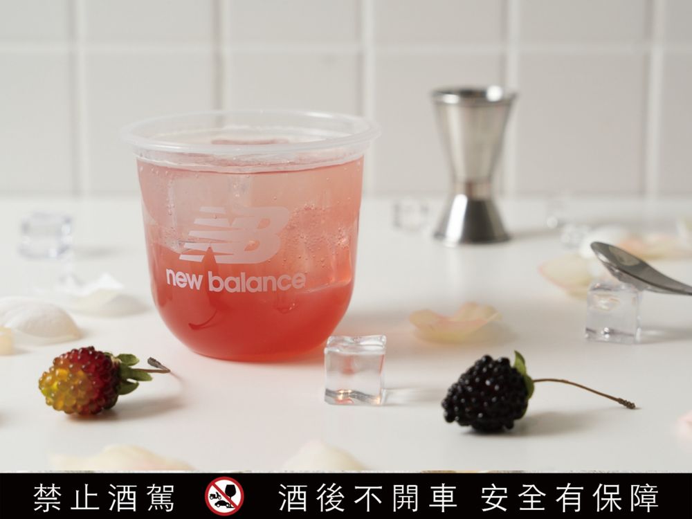 周末就衝！New Balance超可愛「NB BOY快閃店」來了！IU超愛同款上衣台灣也有賣！-13