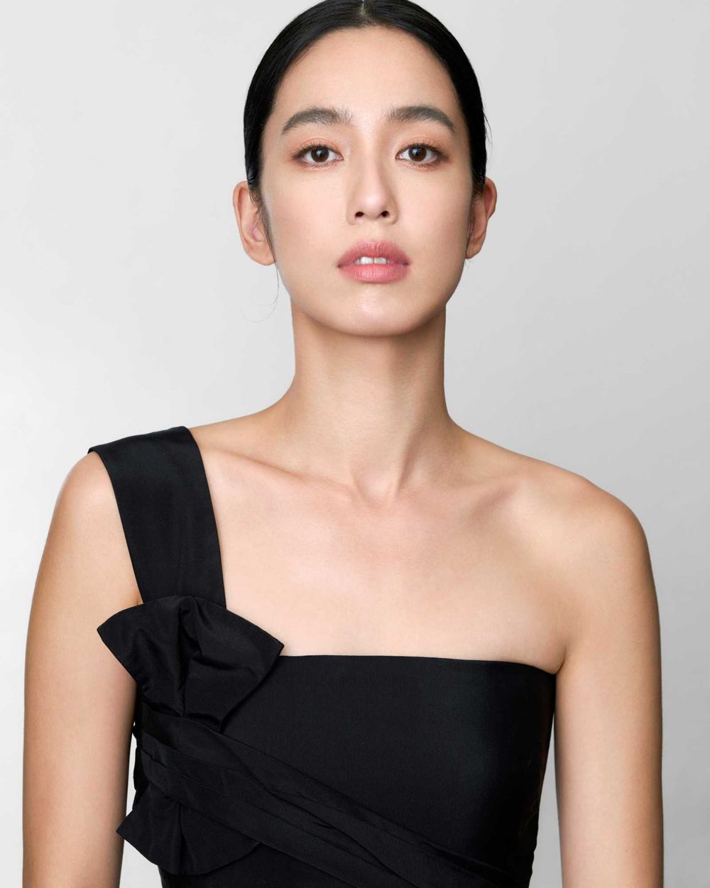 妮妮太棒了！Dior驚喜宣布陳庭妮升任品牌大使、根本台灣之光！期待和JISOO同框！-2