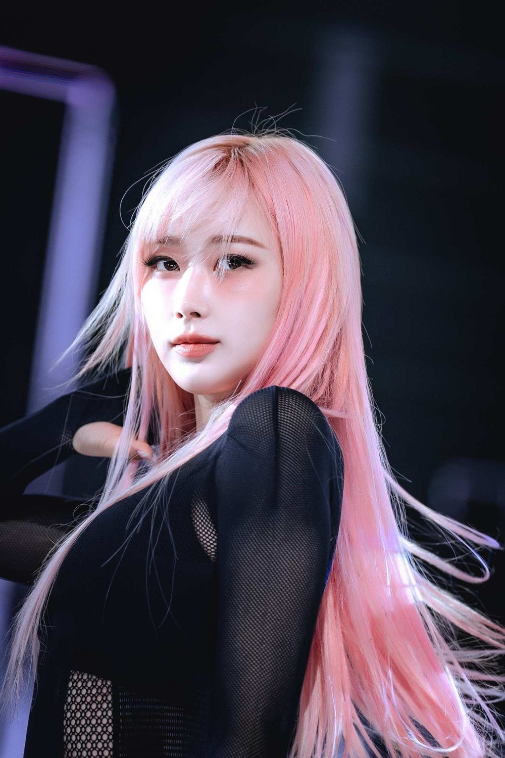 韓網熱議7位被封為「人間櫻花」的KPOP女偶像！Giselle薇娟美得令人驚豔，宮脇咲良行走的櫻花美景！-11