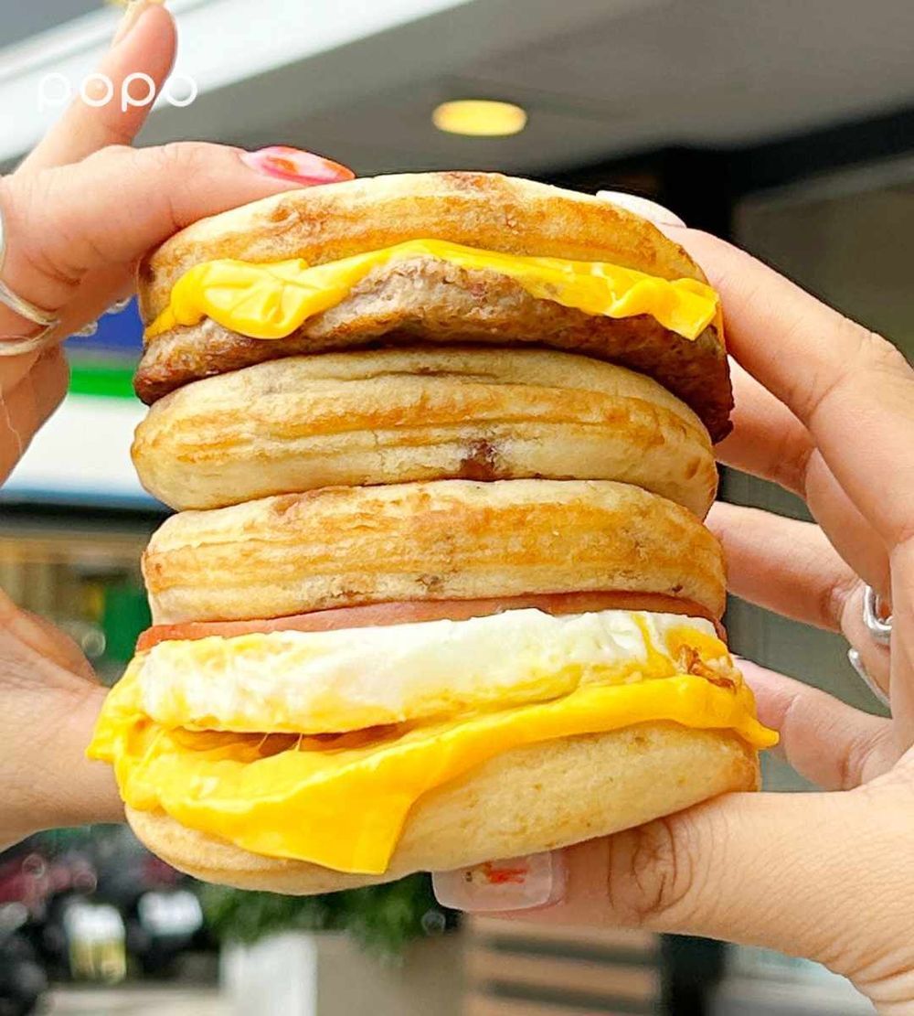 麥當勞厚鬆餅堡回來了！「這天起」限時回歸、香甜鬆餅+鹹香肉排今年再沒吃到會捶心肝！-5