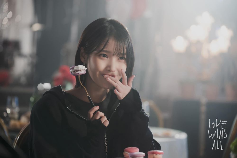 盤點7首奪冠速度超快的KPOP歌曲！BTS防彈這首橫掃排行榜，IU、GD空降成績創最狂紀錄！-12