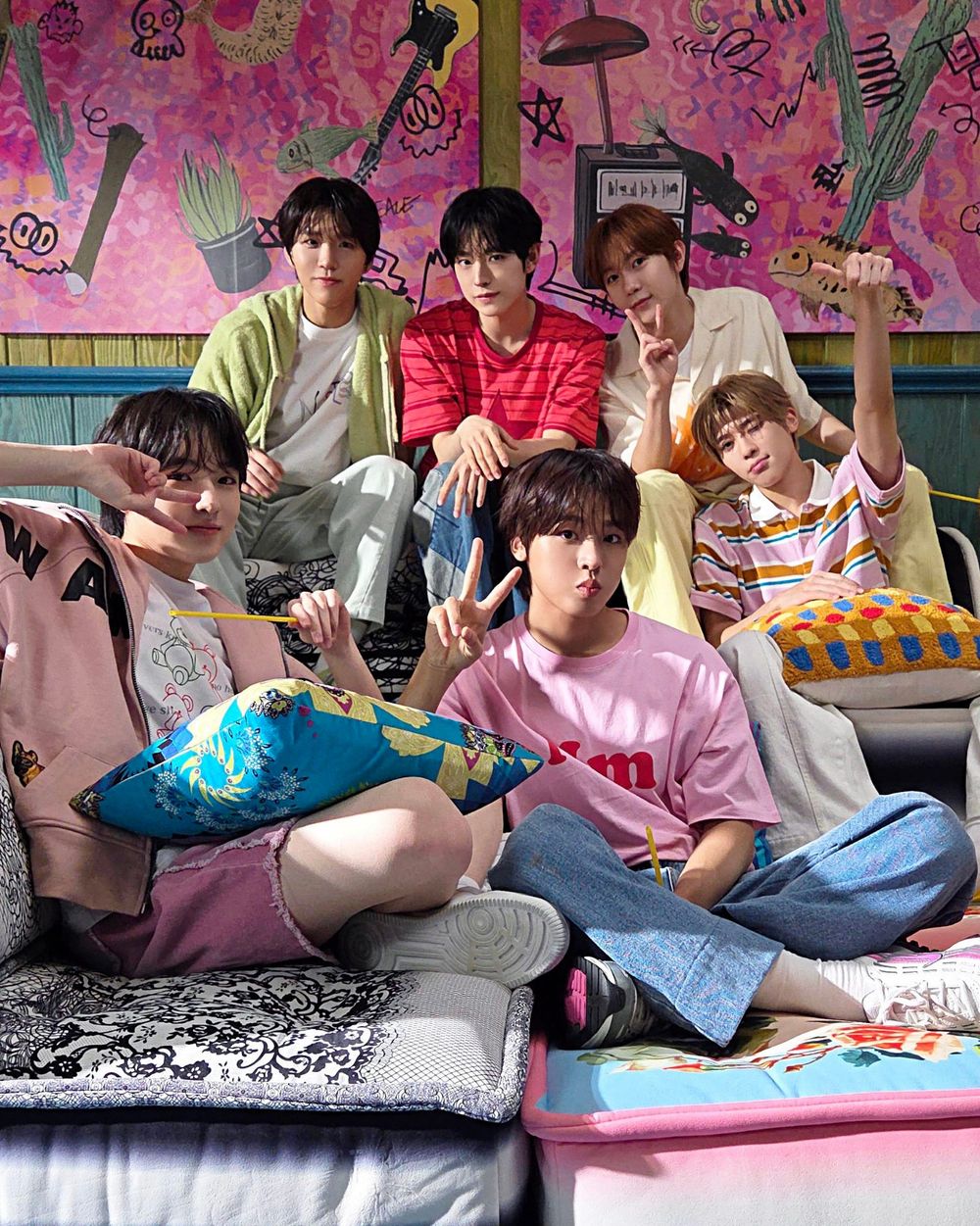 盤點6組韓國「夏日清爽系」KPOP男團！RIIZE新歌好評不斷，TXT初戀感爆棚！-7