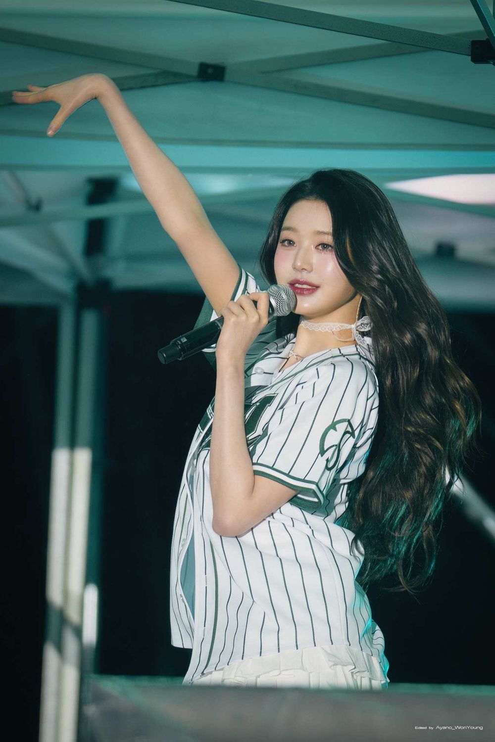 網熱議2025韓國大學校慶KPOP女神TOP6！舒華舞台魅力驚豔全場，Karina、張員瑛再創神級直拍！-3