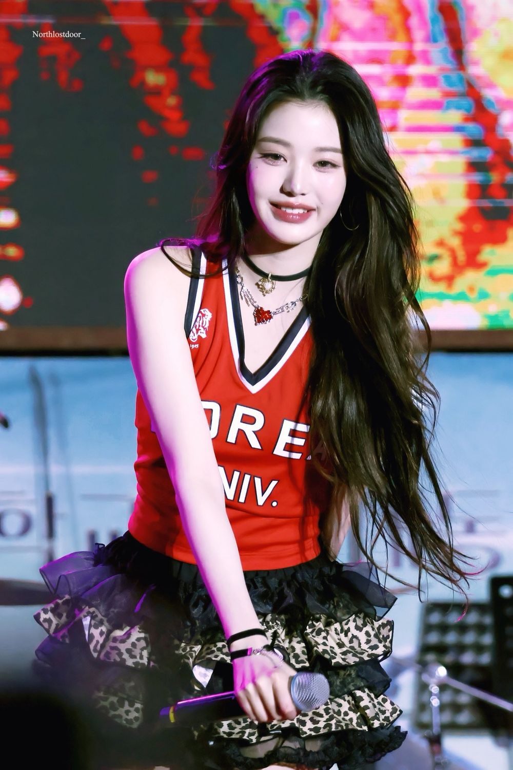 網熱議2025韓國大學校慶KPOP女神TOP6！舒華舞台魅力驚豔全場，Karina、張員瑛再創神級直拍！-2