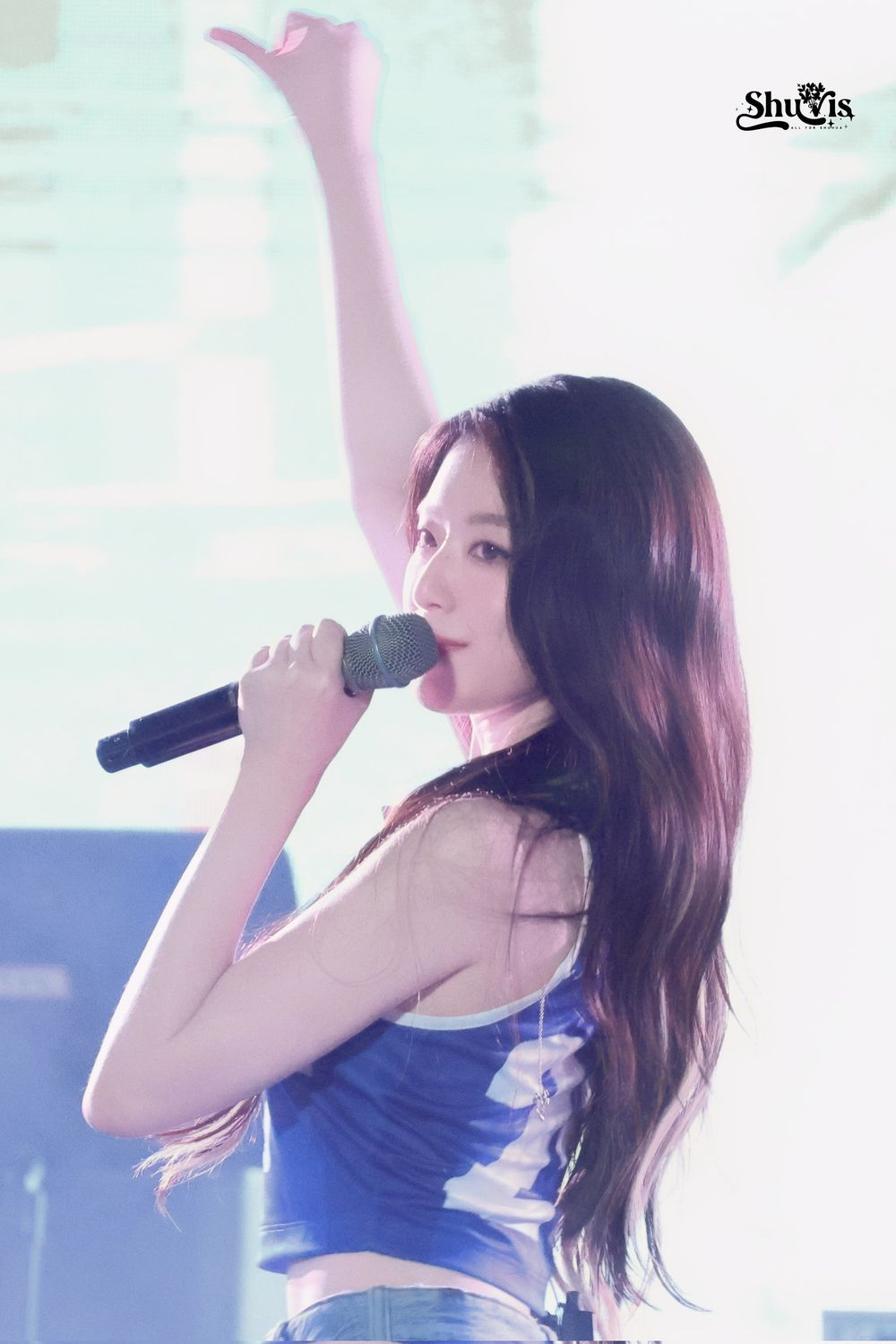 網熱議2025韓國大學校慶KPOP女神TOP6！舒華舞台魅力驚豔全場，Karina、張員瑛再創神級直拍！-11