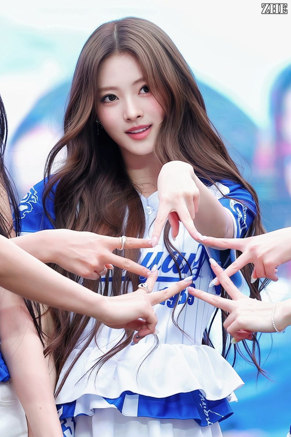 網熱議2025韓國大學校慶KPOP女神TOP6！舒華舞台魅力驚豔全場，Karina、張員瑛再創神級直拍！-13