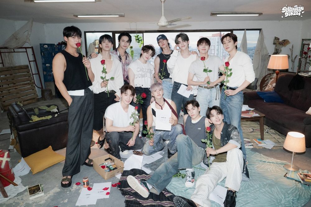 sacai超狂聯名SEVENTEEN！竟然有Labubu、MV同款皮衣？！只在菲董JOOPITER獨家販售！-3
