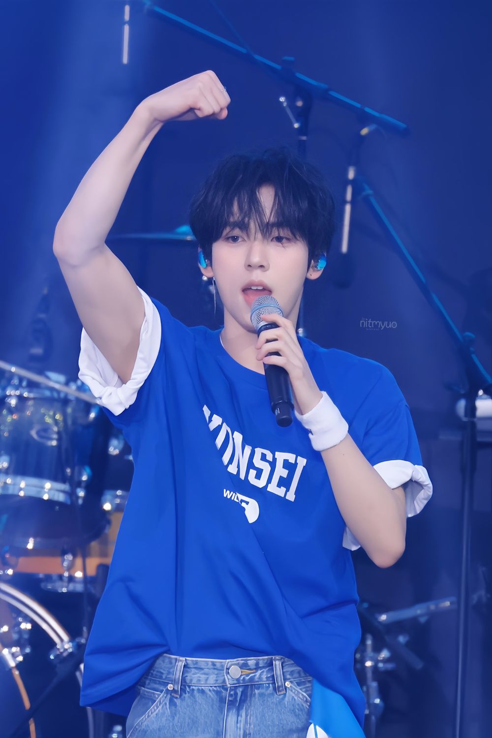 網熱議2025韓國大學校慶KPOP男神TOP6！元彬、韓維辰搶眼吸睛，秀彬校慶首秀引爆話題！-13