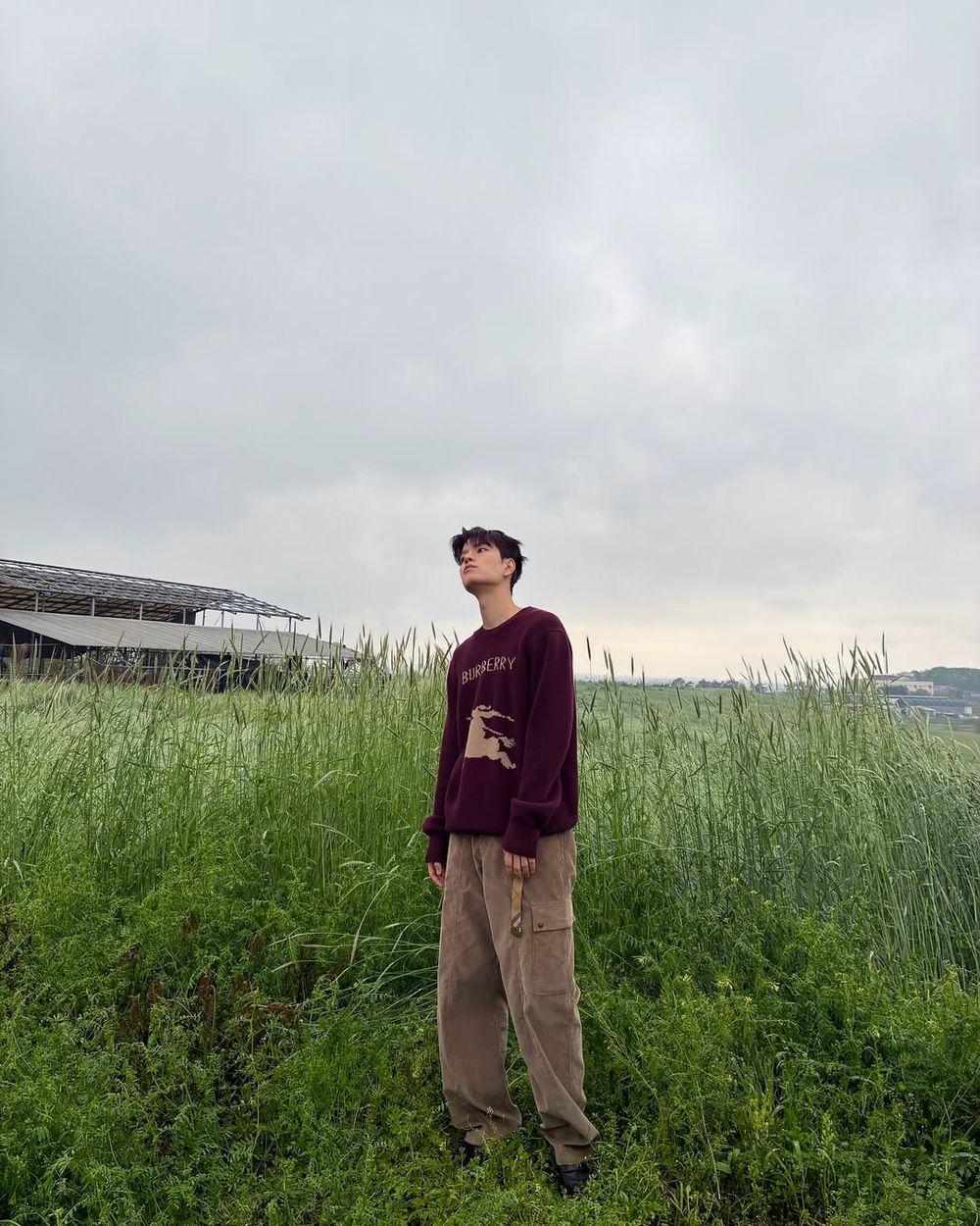 Stray Kids精品版圖擴張！金狗狗「昇玟」拿下Burberry大使頭銜、官宣照帥翻STAY們！-7