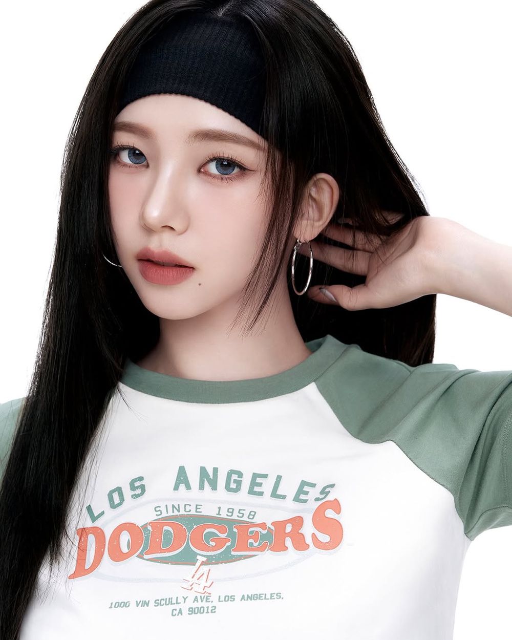 MLB懂大家想看什麼！悄悄曝光Karina最新美照！同款棒球帽慢一步買不到！-12