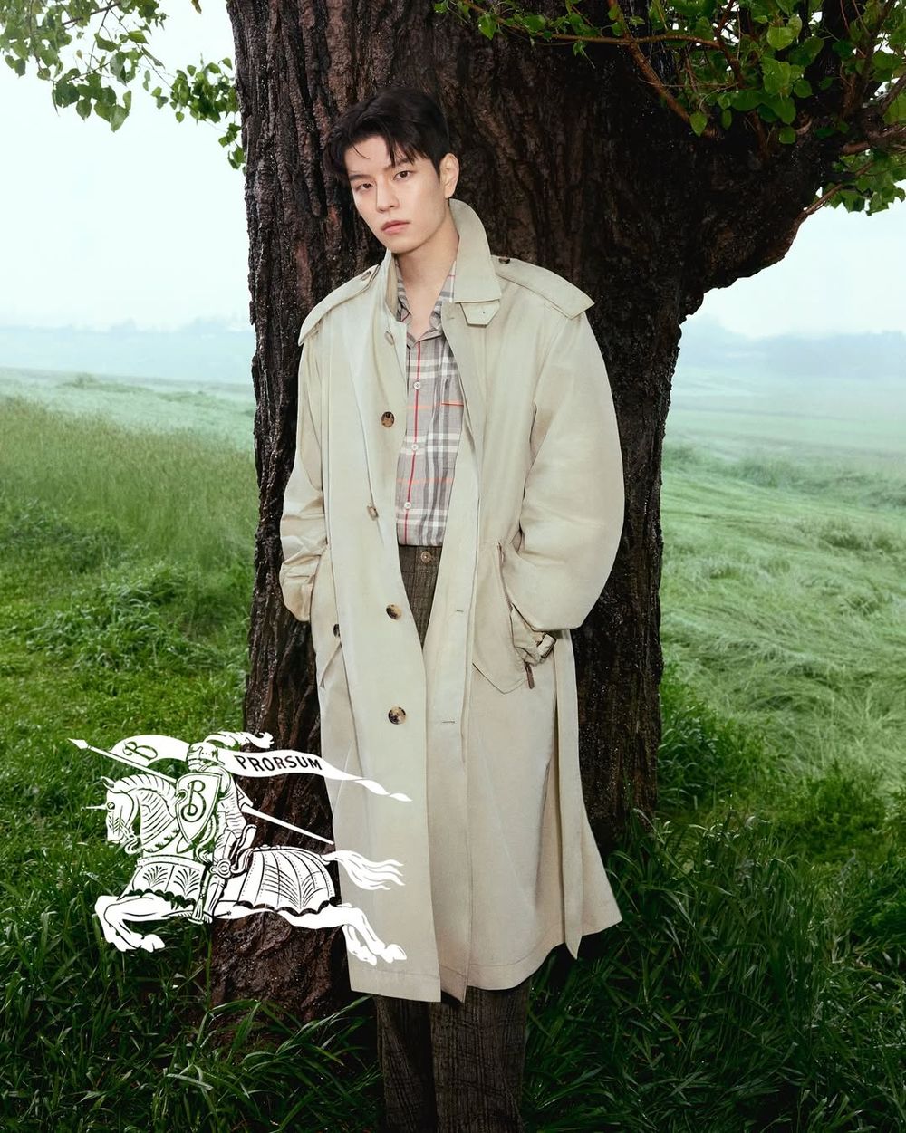 昇玟拿下BURBERRY！Stray Kids超狂代言名單遍地開花！Felix、鉉辰根本精品專門戶！-11