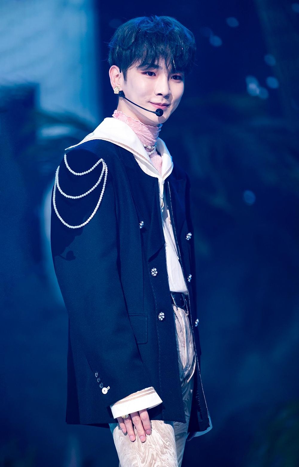 網票選6位神級「結尾妖精」KPOP男偶像！防彈V、Felix表情演技封神，S.COUPS這幕全網瘋傳！-10