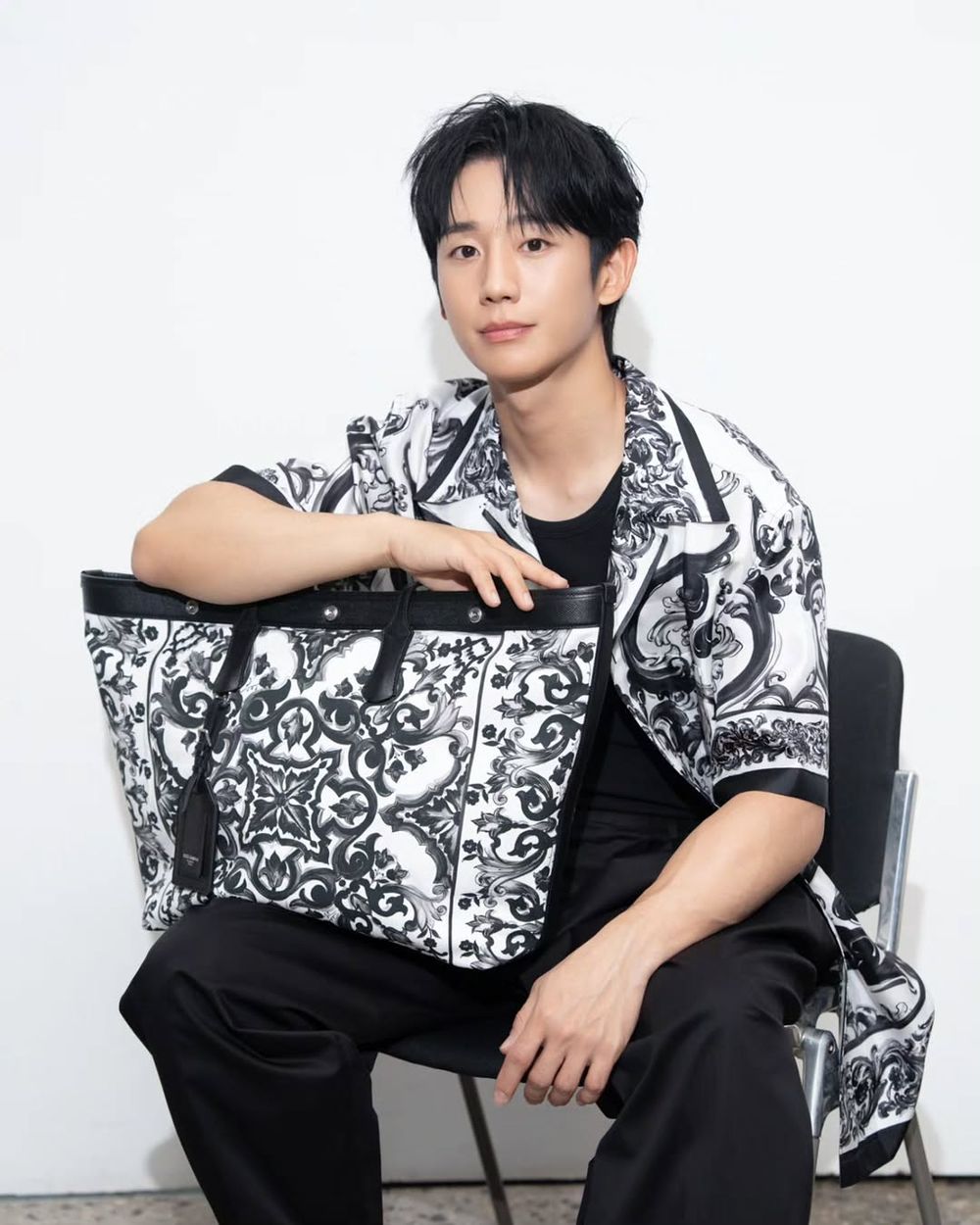 老公出差去啦！丁海寅將現身Dolce&Gabbana男裝大秀、又要解放胸膛了嗎！-9