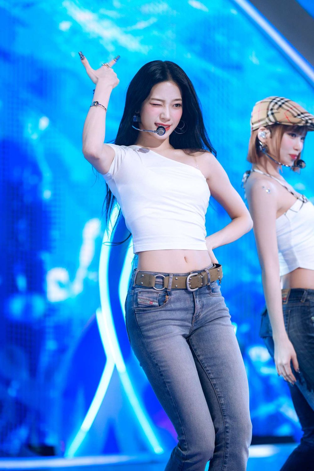 韓網評選6位最具魅力的「低音砲」女偶像！Karina、雨琦嗓音超有辨識度，Sullyoon反差感驚豔全場！-8