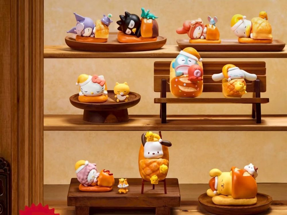MINISO三麗鷗聯名太好買！「水果系列變裝Hello Kitty玩偶、烤麵包布丁狗公仔」全都Q翻天！-7