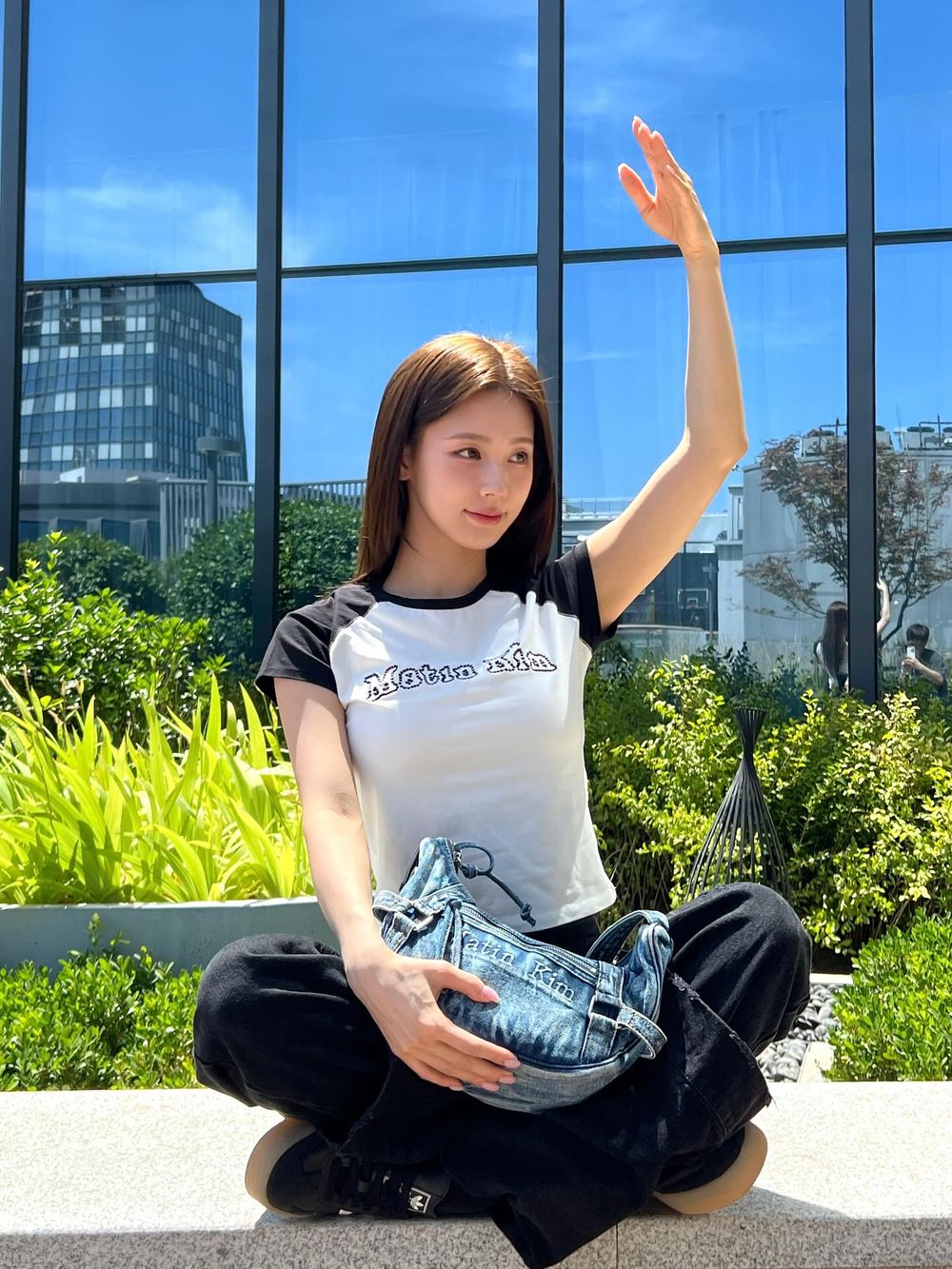 盤點6位擁有「黑洞美」反差魅力的KPOP女偶像！Karina、禮志呆萌爆擊，薇娟傻大姐形象太圈粉！-5