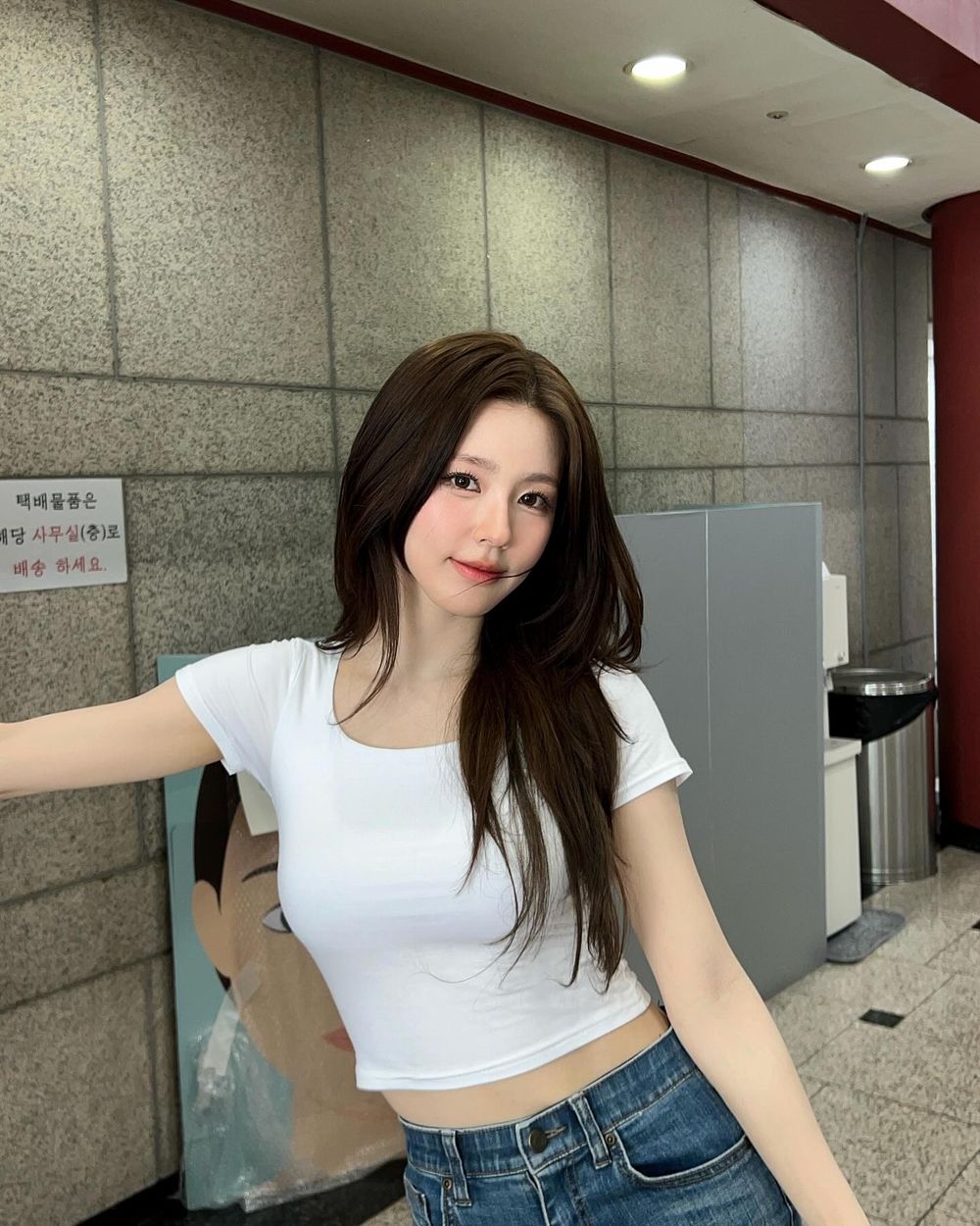 盤點6位擁有「黑洞美」反差魅力的KPOP女偶像！Karina、禮志呆萌爆擊，薇娟傻大姐形象太圈粉！-4