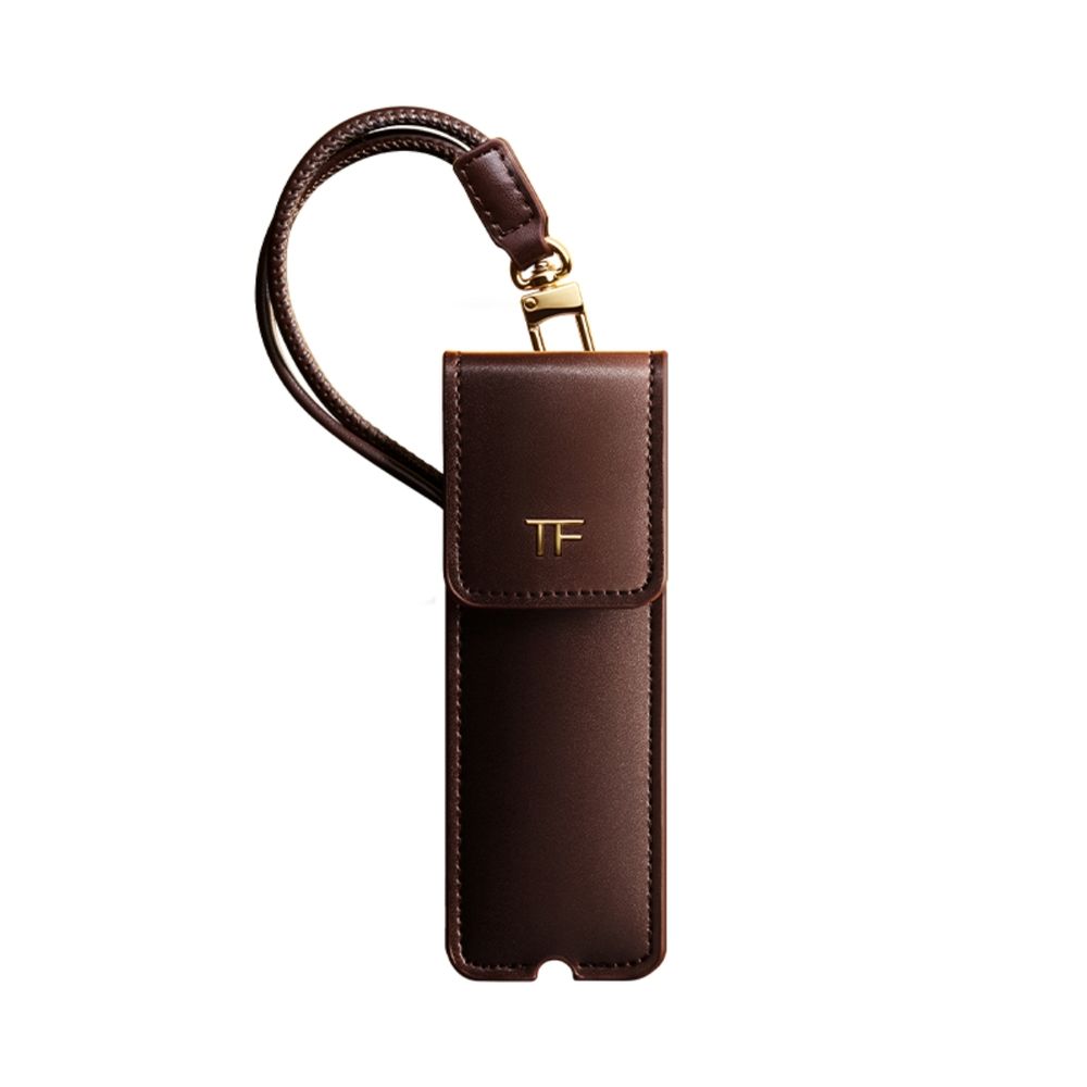 孔劉同款「煙管唇膏」夏季新色！TOM FORD超模黑跟緞光唇膏，輕盈潤澤＋柔霧緞光質地，3款高級裸唇玫瑰色調、絕美登場！-8