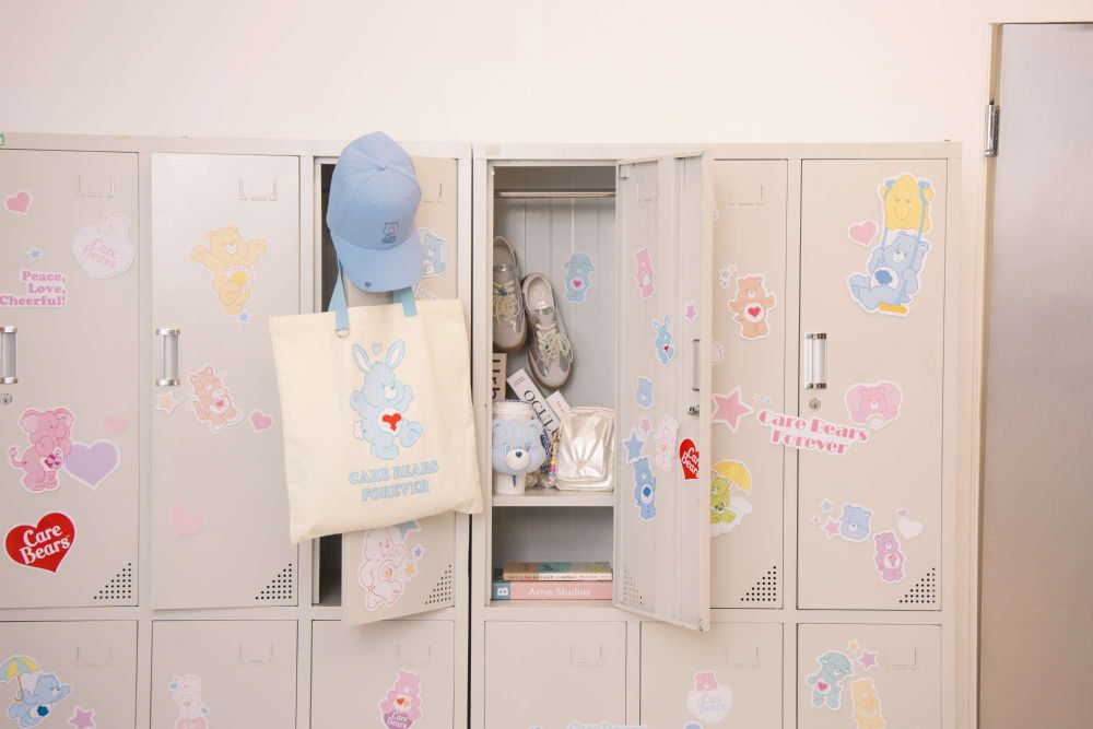 Grace Gift聯手Care Bears快閃林口三井！「絨毛飲料提袋盲盒」要買爆、還可以DIY熊熊吊飾！-12