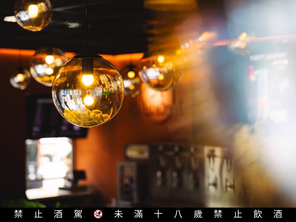 全台首間海尼根概念店來了！爆美太空風格店裝超好拍、「曼伽羅」三款限定特調必點一次看！-1