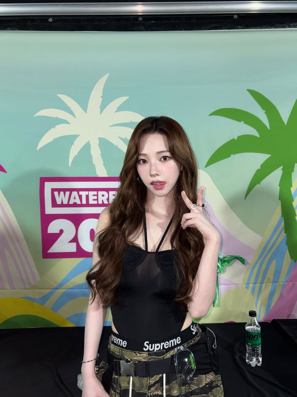 2025年Waterbomb音樂節女神出爐！「水彈女神」權恩妃露側乳、Karina獨自上場獲好評！-10