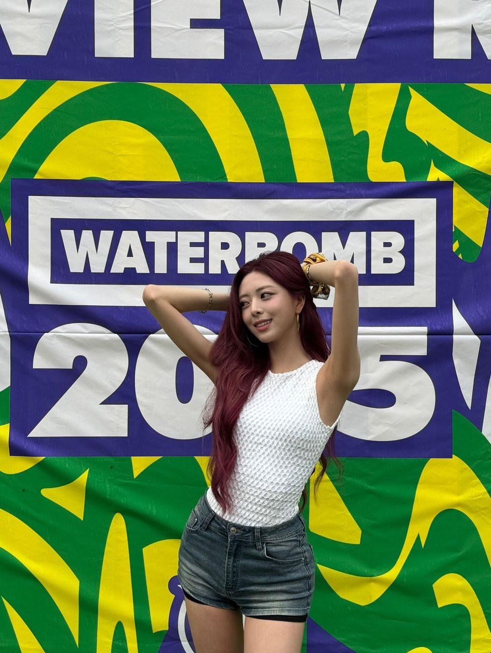 韓網票選6大WATERBOMB音樂節女神！Karina、有娜火力全開，「水彈女王」權恩妃直拍破300萬觀看！-9