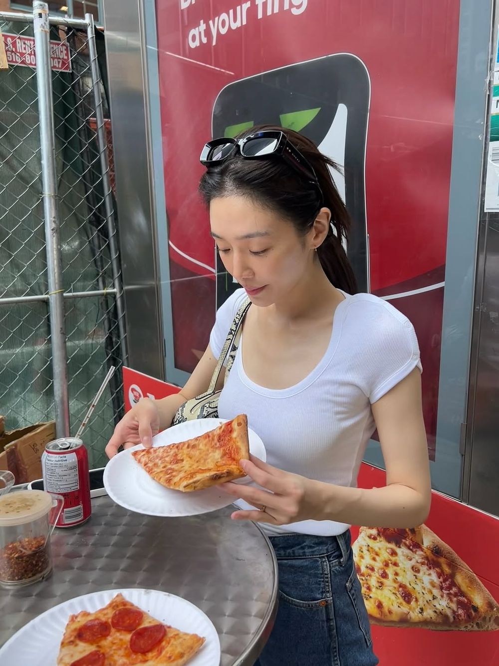 不一定要穿襯衫！韓妞職場「好感度穿搭」法則！選對顏色大加分、新鮮人必看！-11