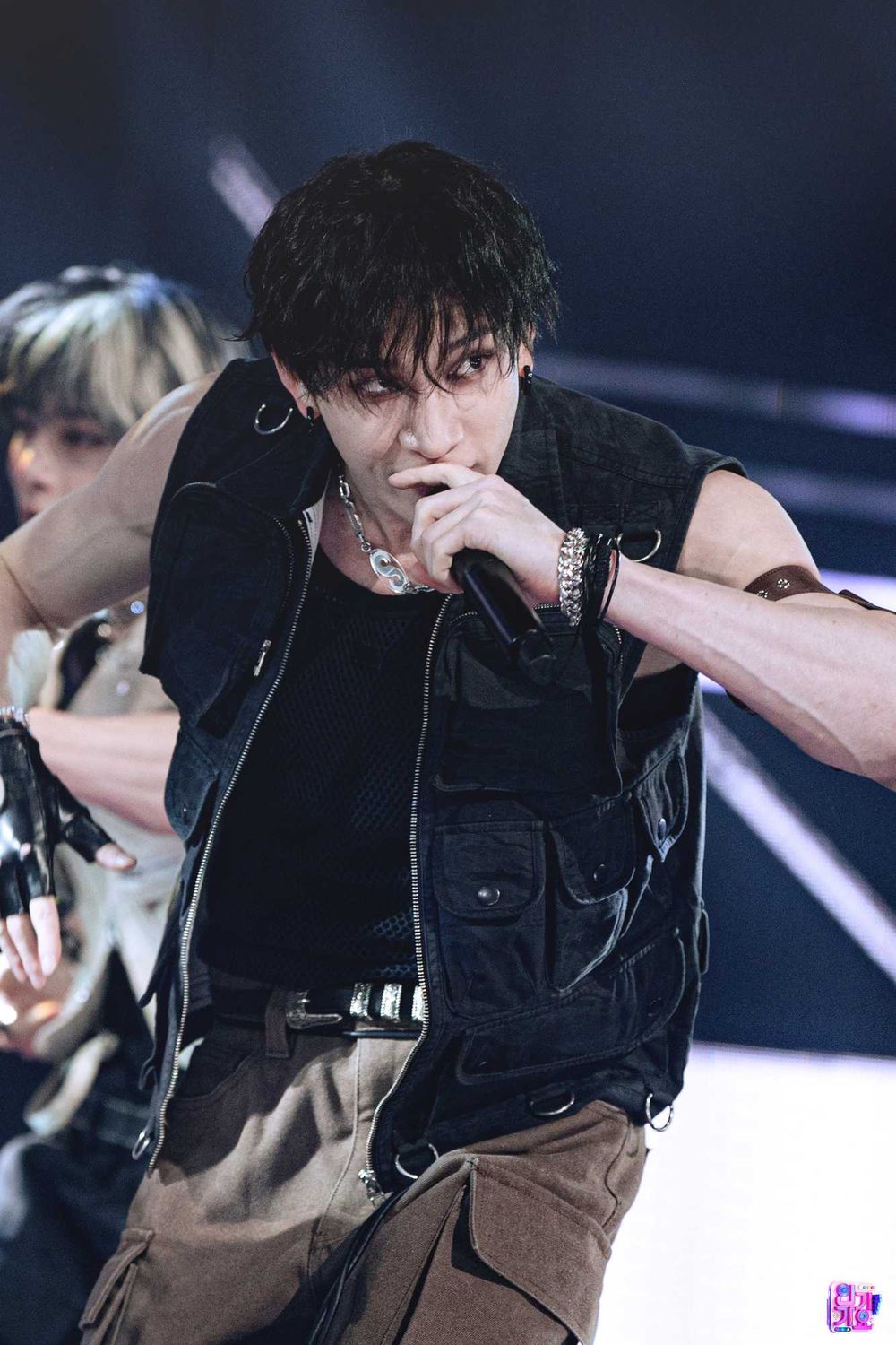 韓網票選最受歡迎的「野狼相」KPOP男偶像！方燦、道勳榜上有名，台灣成員NICHOLAS被封天選狼人！-11