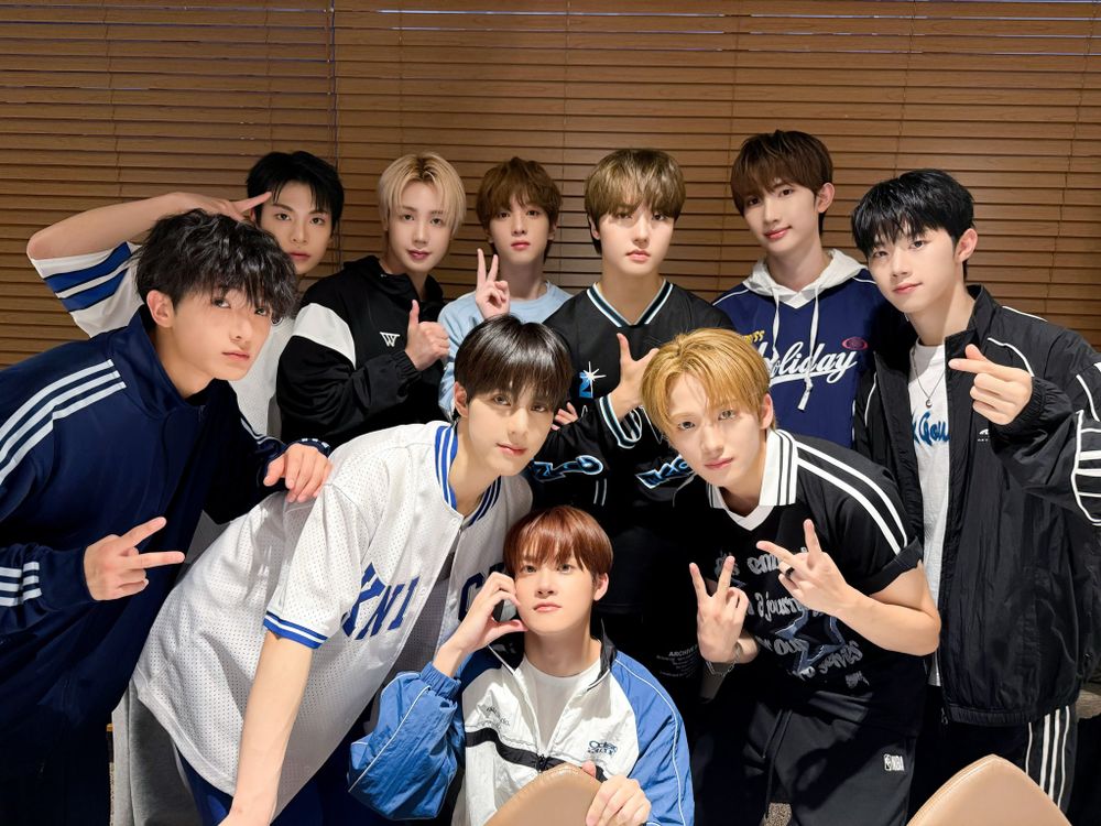 8月回歸出道韓團總整理！Stray Kids推正規專輯，TWICE、IVE開啟女團大戰，HYBE新男團備受期待！-5