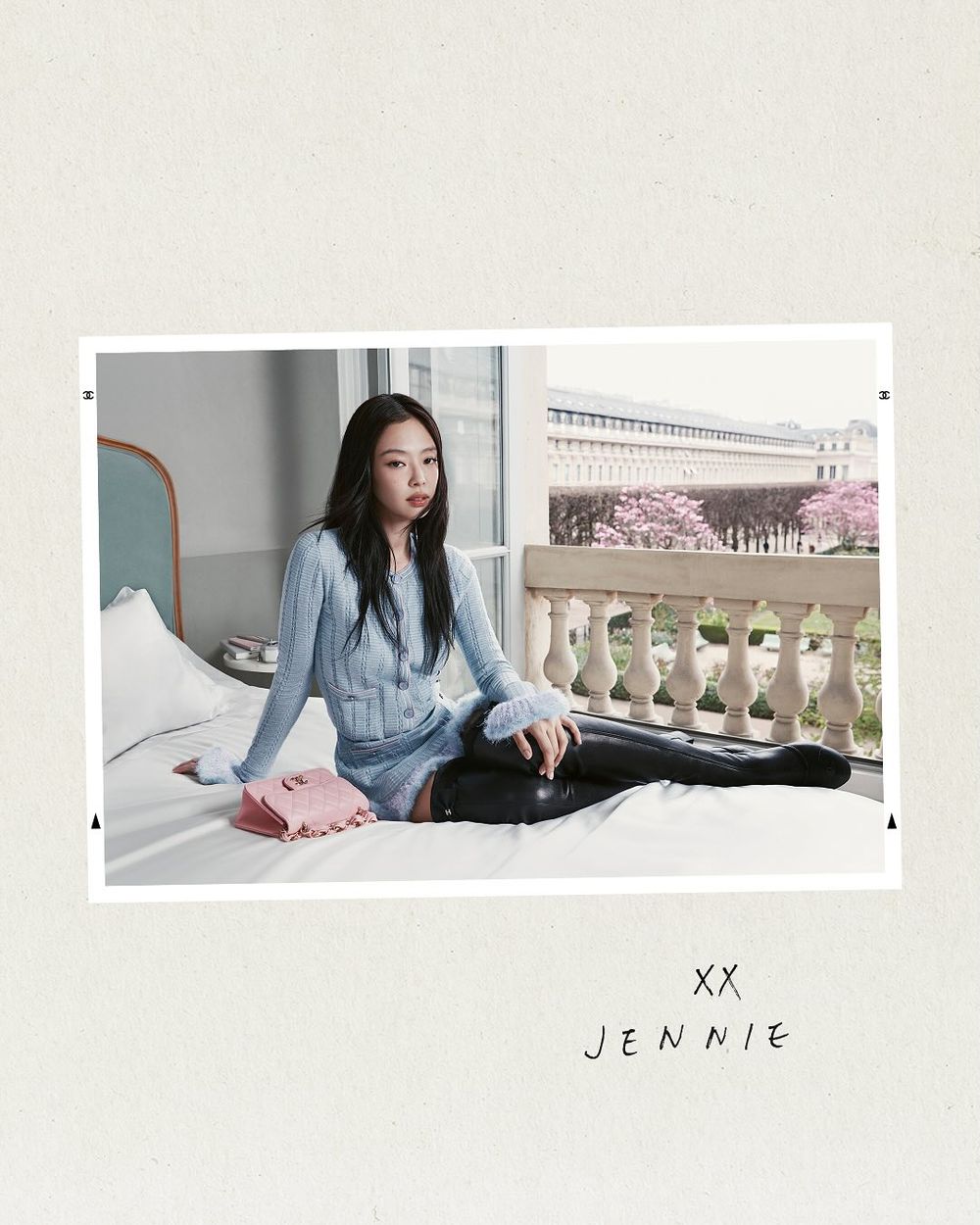 Jennie最新CHANEL美照曝光！出鏡秋冬廣告狂換6套造型、人間香奈兒再發威！-6