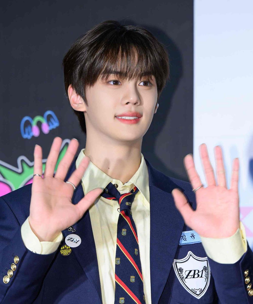 盤點7位網友最愛的狗狗相KPOP男偶像！明宰鉉、昇玟帥氣可愛兼具，珉奎根本就是大狗狗！-11