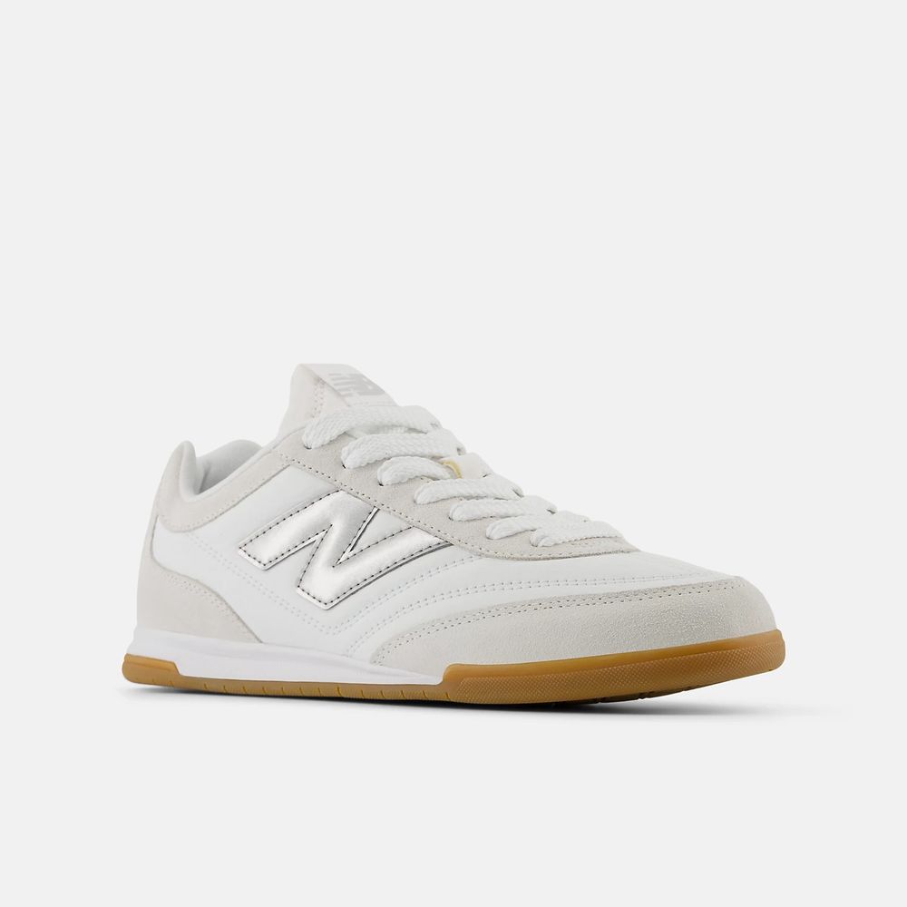 New Balance下半年預爆款球鞋Top5！IU新歡是這雙、奢牌平替款台灣也要開賣了！-2