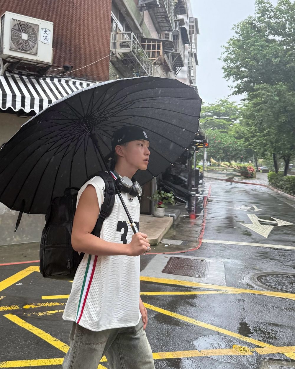 SVT豪雨小分隊來台！小老虎Hoshi也跟上「台灣感性」風潮，手拿地瓜球太可愛！-7