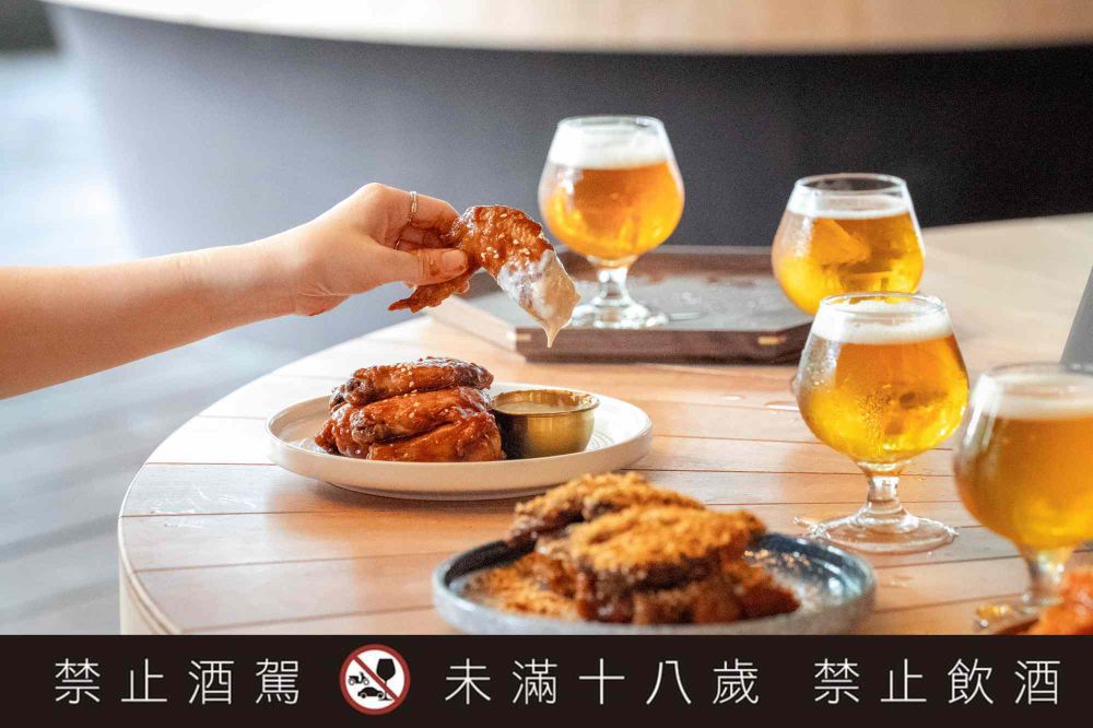 台北最好吃雞翅「GUMGUM EGG」五折開吃！「墨西哥辣雞翅、煙燻鮭魚披薩三明治」必點菜單一次看！-9